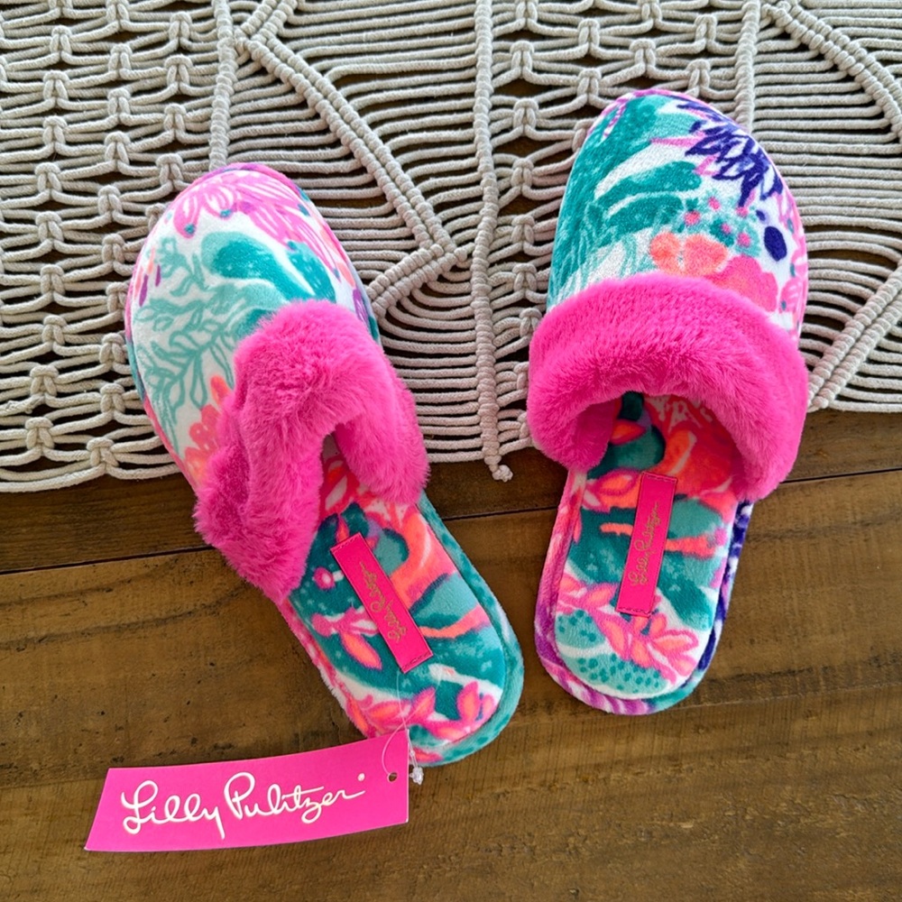Lilly Pulitzer pink neon slippers size 6